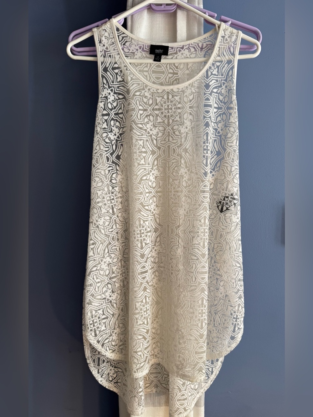 Mossimo Supply Co. Cream Lace Overlay Tank